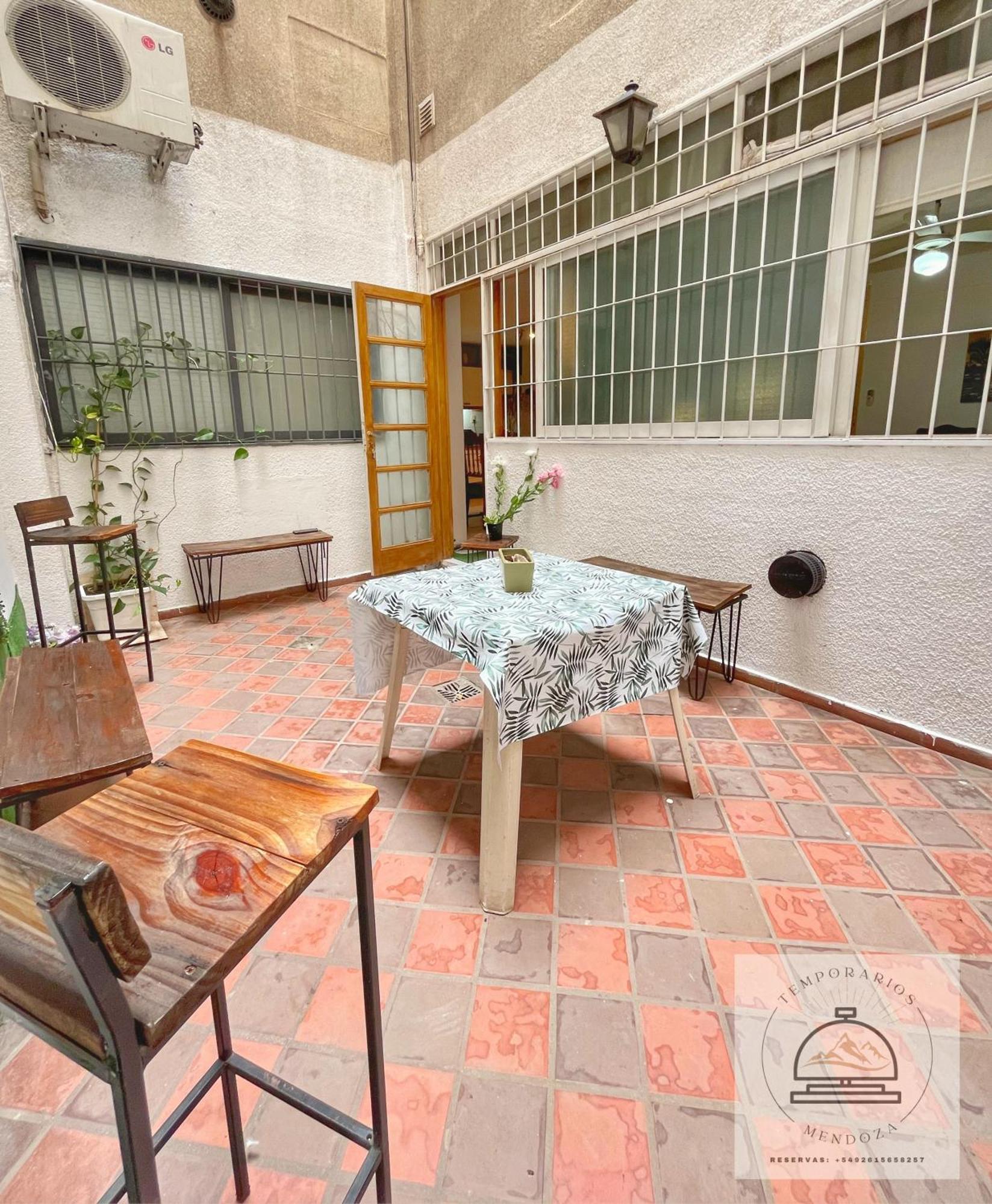 Departamento Plaza Independencia Con Terraza, Kilometro Cero Apartment